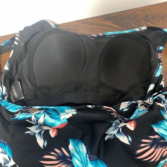 Shore Shapes One Piece Swim Suit Size 8 - Picture 2 of 7